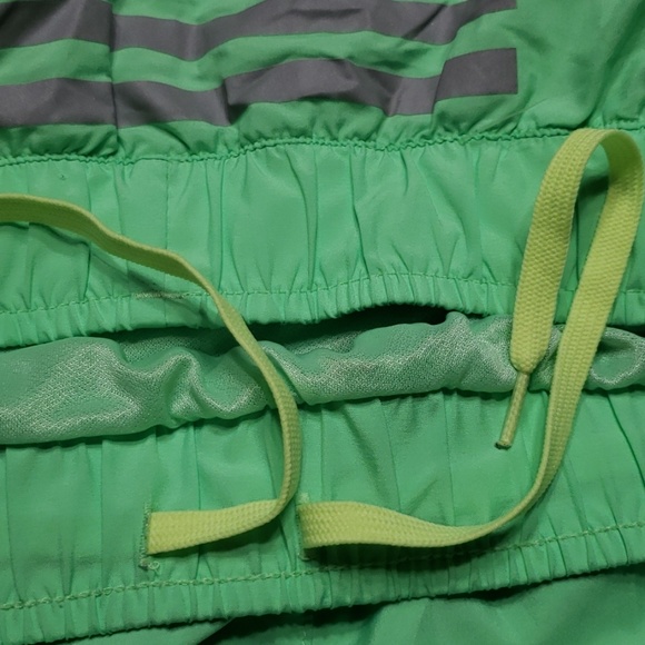 💥2/$25 Adidas Supernova climacool shorts size SM - Picture 8 of 8